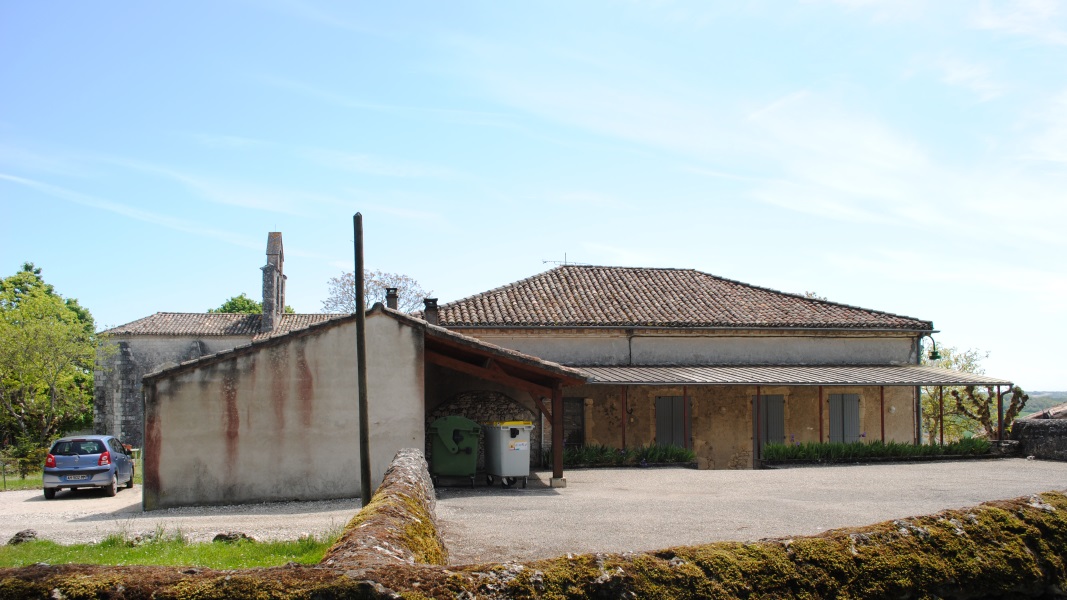 Vue 1 avant extension salle des fetes Montagudet